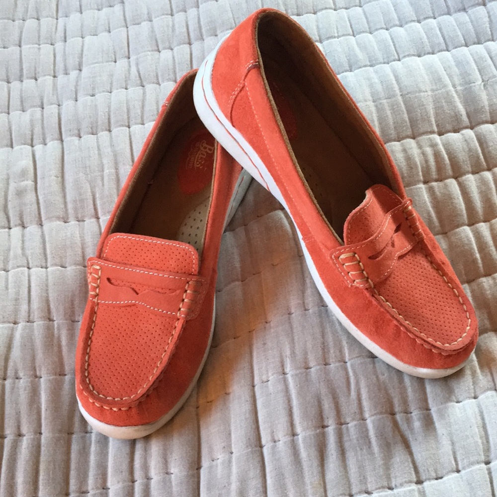 Bass Go-to-comfort boat shoes.